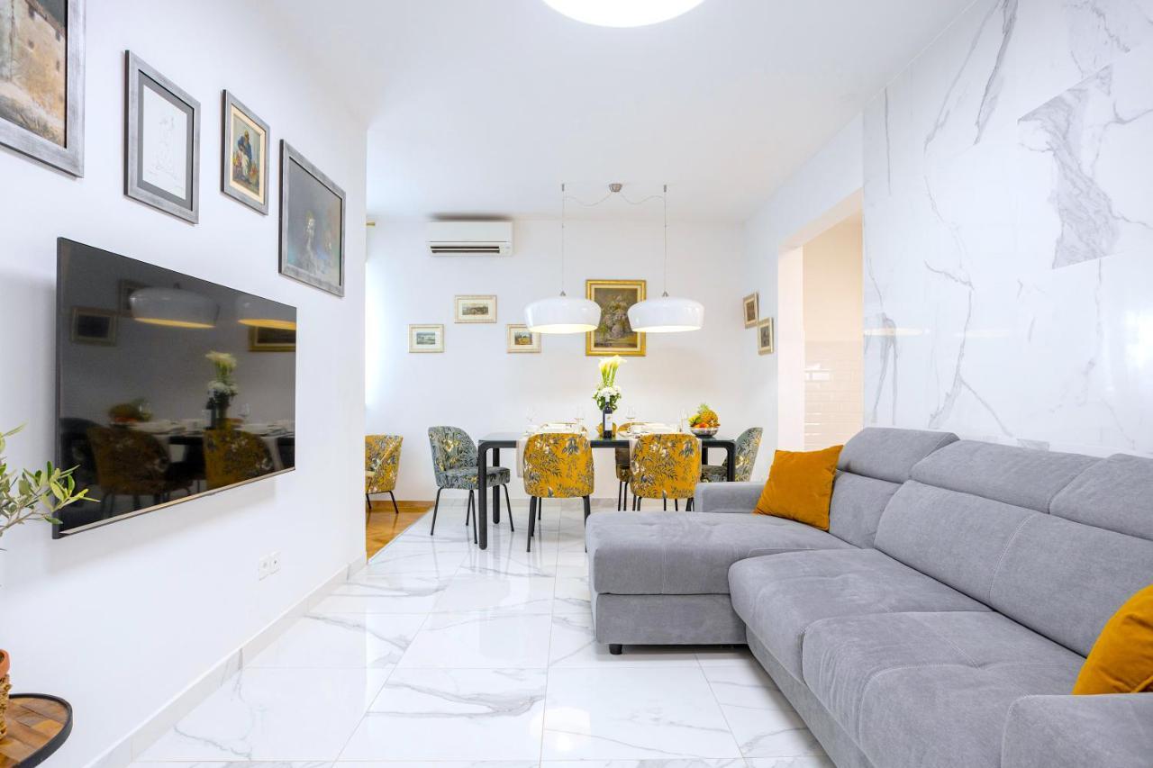 Lux Holiday Apartment Tony @ 10 Min Znjan Beach Сплит Екстериор снимка